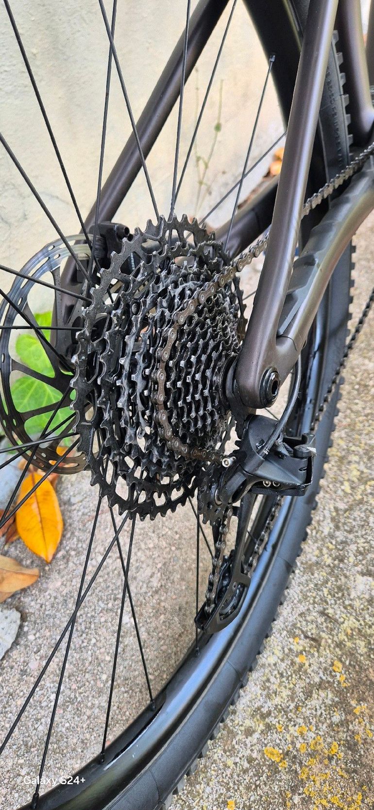 Used Specialized Epic EVO 2022 2022 Mountainbike, Black, 29 — image 3 of 5