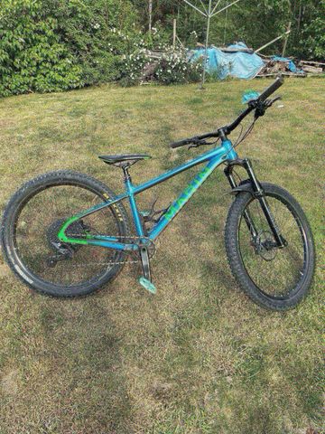 Used Marin San Quentin 2 2022 2022 Mountainbike, Blue, 27.5 — image 2 of 7
