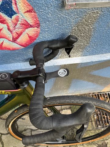 Used Cervélo Aspero Shimano Ultegra Di2 2023 Road & Gravel, Purple — image 5 of 9