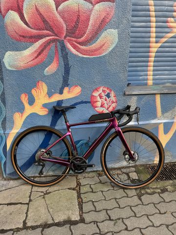 Used Cervélo Aspero Shimano Ultegra Di2 2023 Road & Gravel, Purple — image 1 of 9