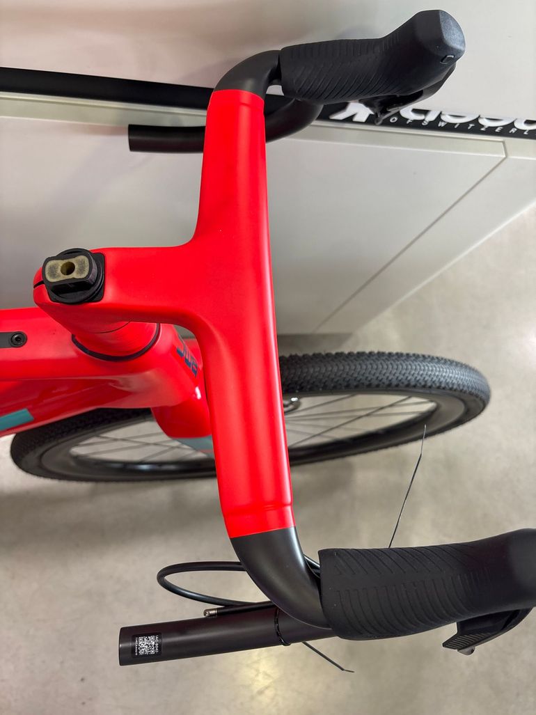 Używany BMC Kaius 01 ONE 2024 2024 Road & Gravel — zdjęcie 8 z 9