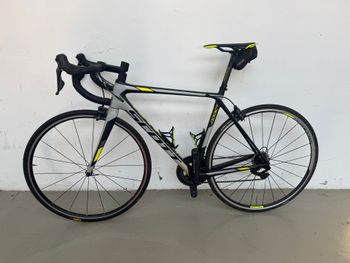 Used Scott Addict 10 2017 2017 Road & Gravel, Light Gray — image 2 of 10