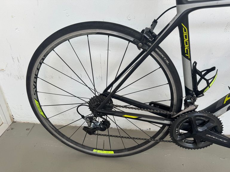 Used Scott Addict 10 2017 2017 Road & Gravel, Light Gray — image 6 of 10