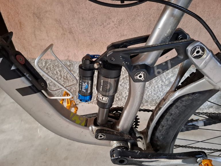 Used Giant Stance 27.5 0 2015 2015 Mountainbike, Light Gray, 27.5 — image 11 of 12