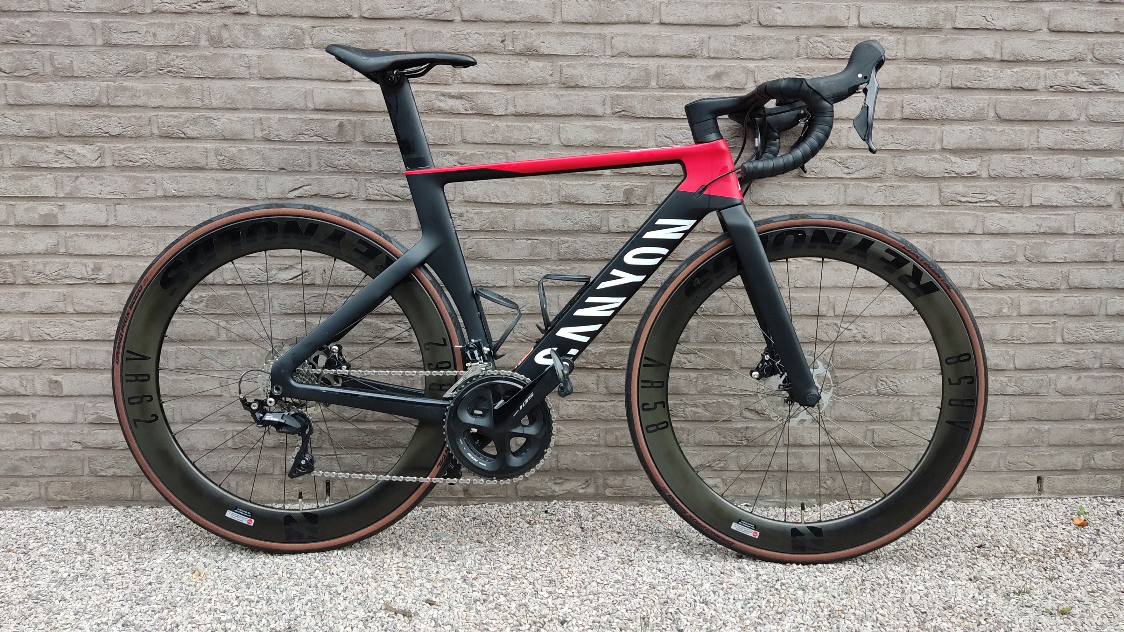 Canyon Aeroad Cf 2021 Canyon Bikes 2021 Canyon Aeroad CF SLX Disc