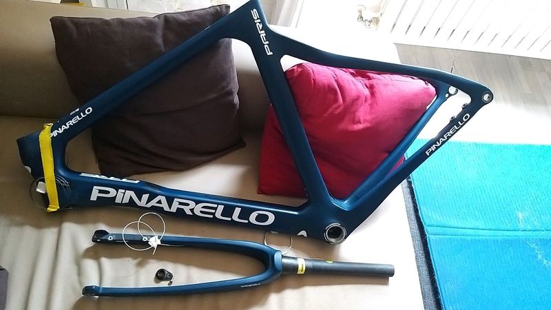 Pinarello PARIS 105 11S 2023 Frameset 2023 Road & Gravel usato, Blu — immagine 1 di 10