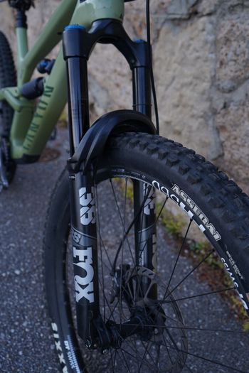 Used Canyon Canyon Torque CF8 2022 2022 Mountainbike, Green — image 5 of 10