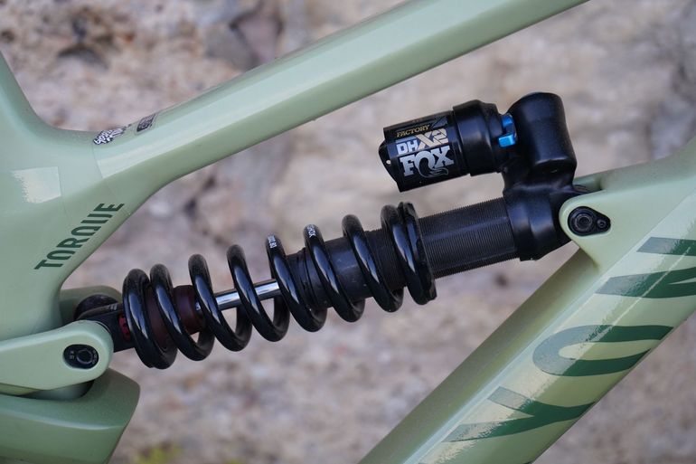 Used Canyon Canyon Torque CF8 2022 2022 Mountainbike, Green — image 2 of 10