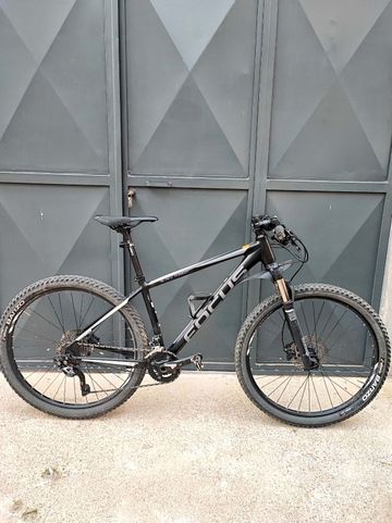 Used Focus Raven Shimano SLX 2018 Mountainbike, Black — image 3 of 3