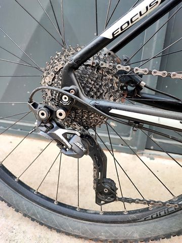 Used Focus Raven Shimano SLX 2018 Mountainbike, Black — image 1 of 3