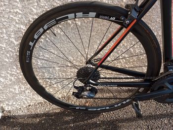 Used Colnago V2-R 2018 2018 Road & Gravel — image 7 of 9