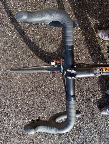 Używany Colnago V2-R 2018 2018 Road & Gravel — zdjęcie 5 z 9