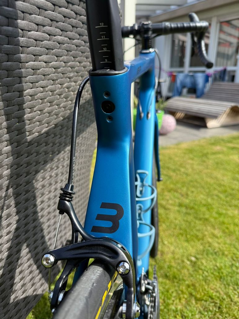 Used Basso Venta Rim Centaur 2022 Road & Gravel, Blue — image 7 of 10