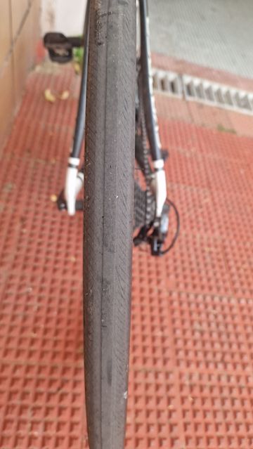 Używany Cannondale Synapse 105 Nuevo 2014 Road & Gravel — zdjęcie 6 z 9