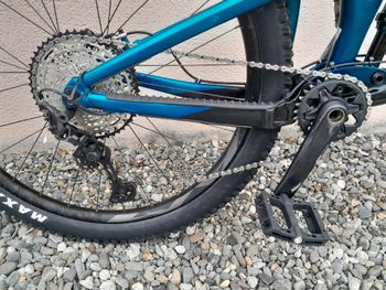Used Liv Intrigue 2023 Mountainbike, Blue — image 3 of 3