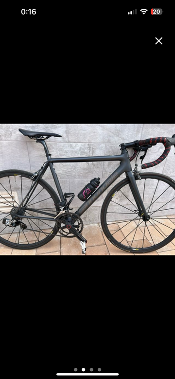 Używany Cannondale SuperSix EVO Red eTap 2019 2019 Road & Gravel — zdjęcie 2 z 4