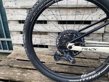 Używany Megamo TRACK 10 2024 2024 Mountainbike — zdjęcie 1 z 7