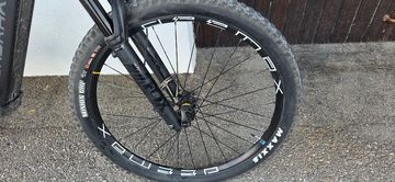Mondraker CRAFTY R 2024 2024 Mountainbike de segunda mano, Negro — imagen 7 de 11