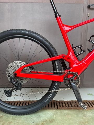 Używany Scott Spark 960 Red 2024 Mountainbike — zdjęcie 2 z 12