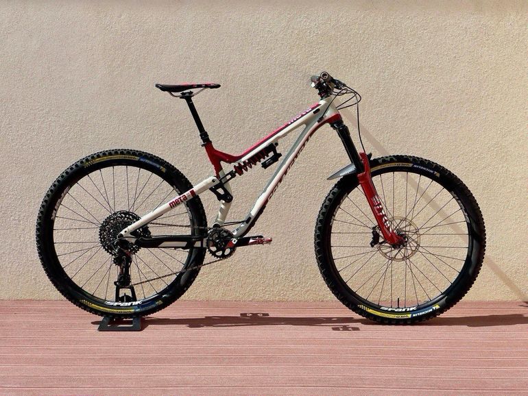 Commencal META AM 29 édition Team Enduro 2020