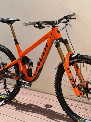 Używany Pivot FIREBIRD Pro XT/XTR - Air 2022 2022 Mountainbike — zdjęcie 10 z 10