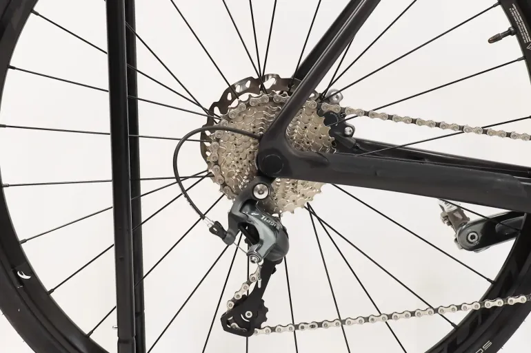 Used Canyon Endurace CF 6 2024 2024 Road & Gravel, Schwarz — image 2 of 5