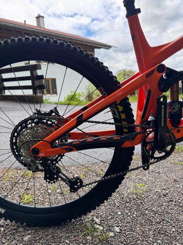 Used Pivot Firebird 29 Pro XT/XTR 2022 2022 Mountainbike, Orange, 29 — image 4 of 5