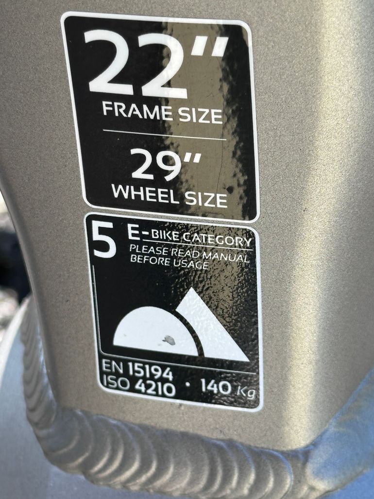 Used Stevens E-Agnello 2021 2021 Mountainbike, Light Gray, 29 — image 7 of 7