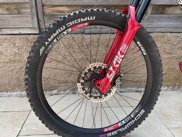 Używany Mondraker Dune Carbon XR 2020 2020 Mountainbike — zdjęcie 3 z 7