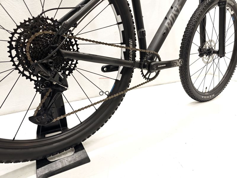 Used Rose Count Solo 2 2024 2024 Mountainbike, Black, 27.5, 29 — image 6 of 12