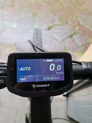 Used Giant Road e+ Shimano GRX 2020 Road & Gravel, Green — image 9 of 9