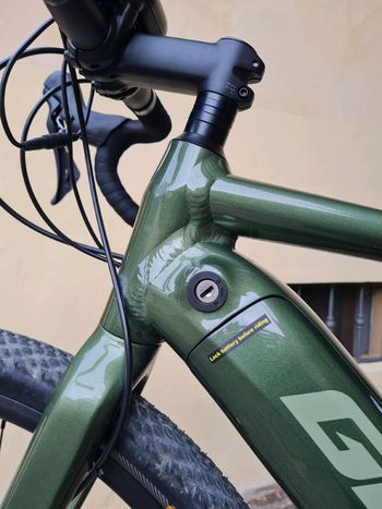 Used Giant Road e+ Shimano GRX 2020 Road & Gravel, Green — image 8 of 9