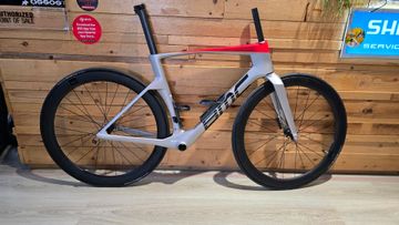 BMC Teammachine R 01 ONE 2024 Frameset 2024 Road & Gravel usato