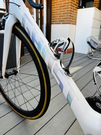 Used Ghost Nivolet 2018 Road & Gravel, White — image 7 of 12