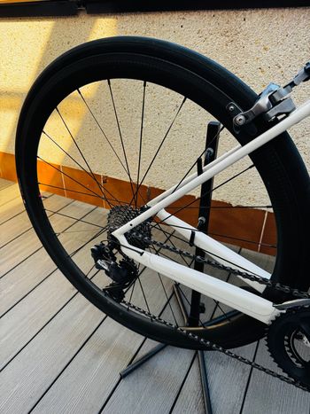 Used Ghost Nivolet 2018 Road & Gravel, White — image 8 of 12