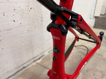 Used Specialized S-Works Epic Frameset 2019 2019 Mountainbike, Red, 29 — image 5 of 9