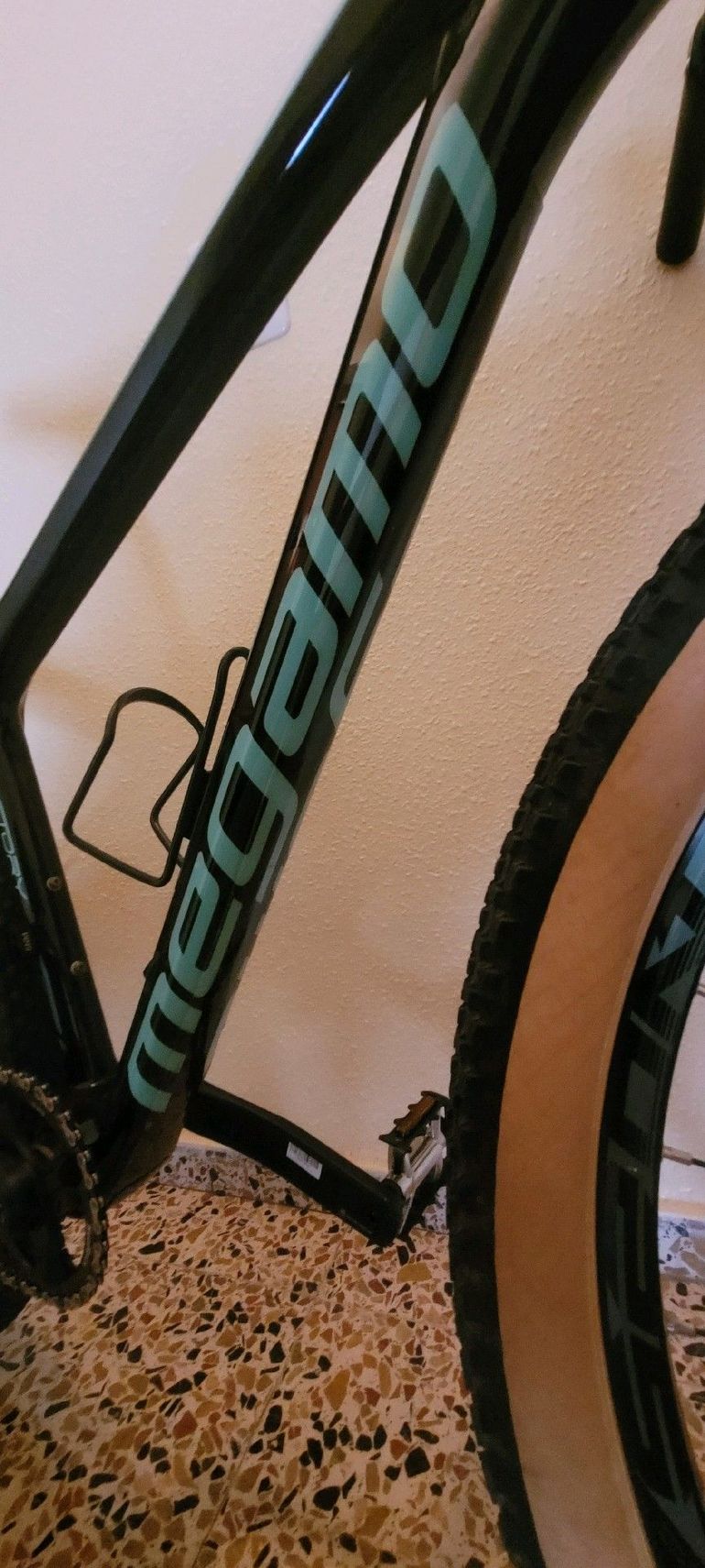 Used Megamo Factory 2020 2020 Mountainbike, Black — image 7 of 8