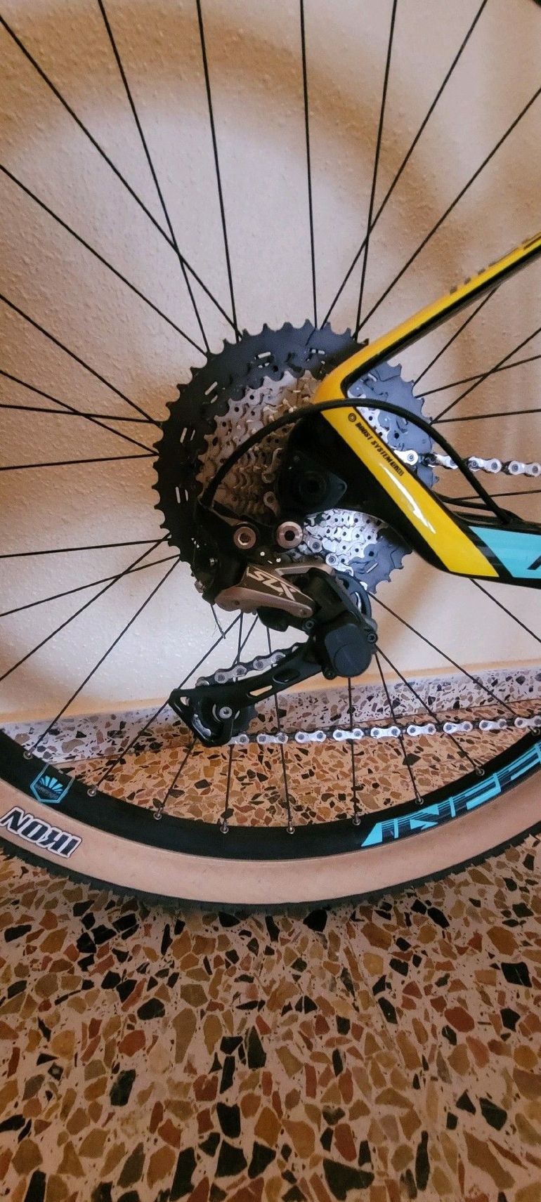 Used Megamo Factory 2020 2020 Mountainbike, Black — image 6 of 8