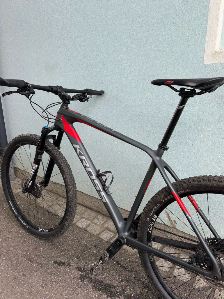 Used Kross LEVEL 14.0 2020 2020 Mountainbike, Light Gray, 29 — image 2 of 10