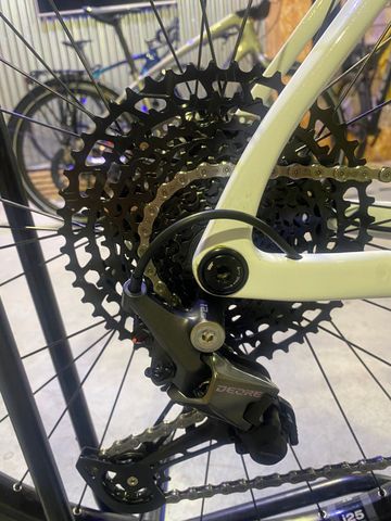 Used BH Ultimate Evo Shimano Deore 2024 Mountainbike, White — image 3 of 12