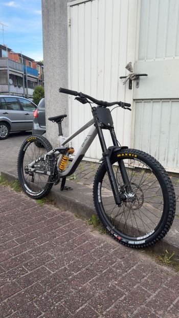 Used CUBE TWO15, PRO 27.5 2025 2025 Mountainbike, Light Gray, 27.5 — image 1 of 11