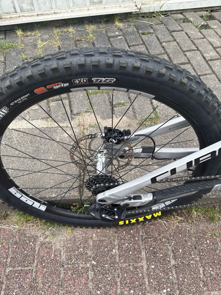 Used CUBE TWO15, PRO 27.5 2025 2025 Mountainbike, Light Gray, 27.5 — image 3 of 11