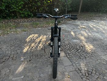 Used Specialized Enduro Expert 2022 2022 Mountainbike, Verde — image 19 of 22