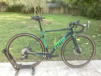 Used Factor LS 02 2023 Road & Gravel
