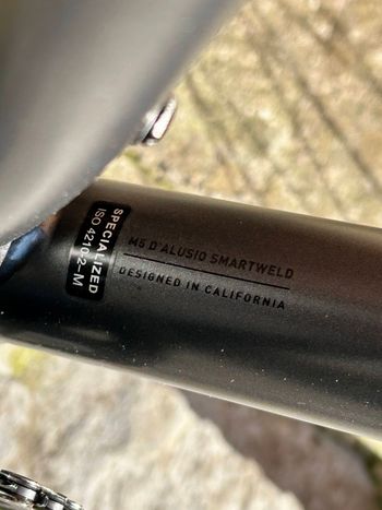 Used Specialized Chisel 2022 2022 Mountainbike, Light Gray, 29 — image 10 of 13