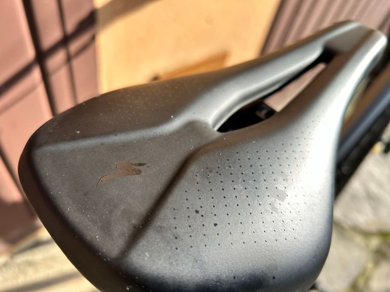 Used Specialized Chisel 2022 2022 Mountainbike, Light Gray, 29 — image 9 of 13