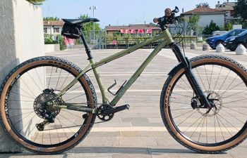 Used Pipedream Cycles Sirius S5 2023 Mountainbike — image 1 of 7