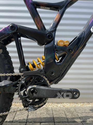 Tweedehands Specialized Demo Race 2025 2025 Mountainbike — afbeelding 8 van 9