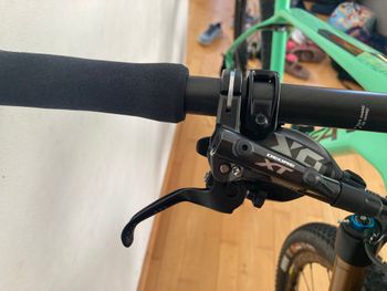 Used Orbea ALMA M10 2018 2018 Mountainbike, Green, 27.5, 29 — image 3 of 11