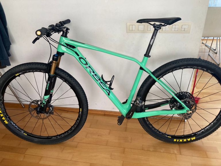 Used Orbea ALMA M10 2018 2018 Mountainbike, Green, 27.5, 29 — image 6 of 11